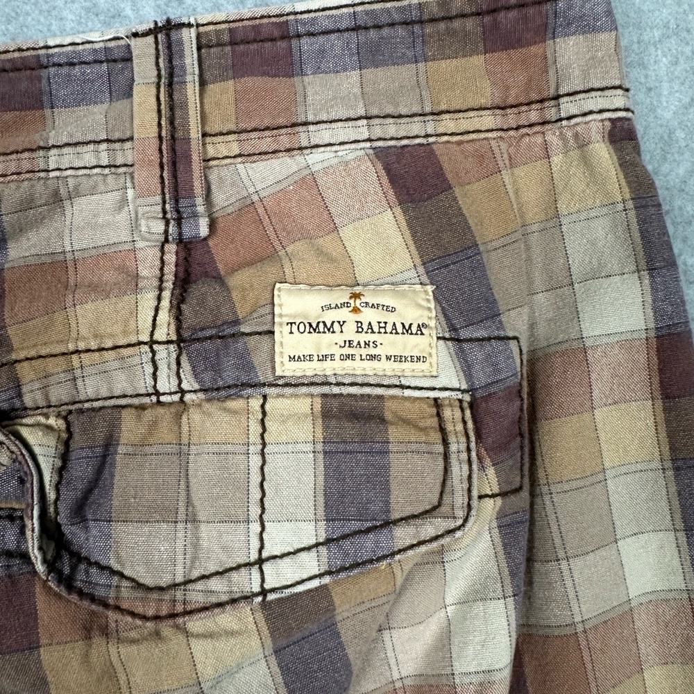 Tommy Bahama Cargo Shorts Mens‎ 42 Plaid Brown Beige Casual Utility Outdoor - Picture 13 of 14